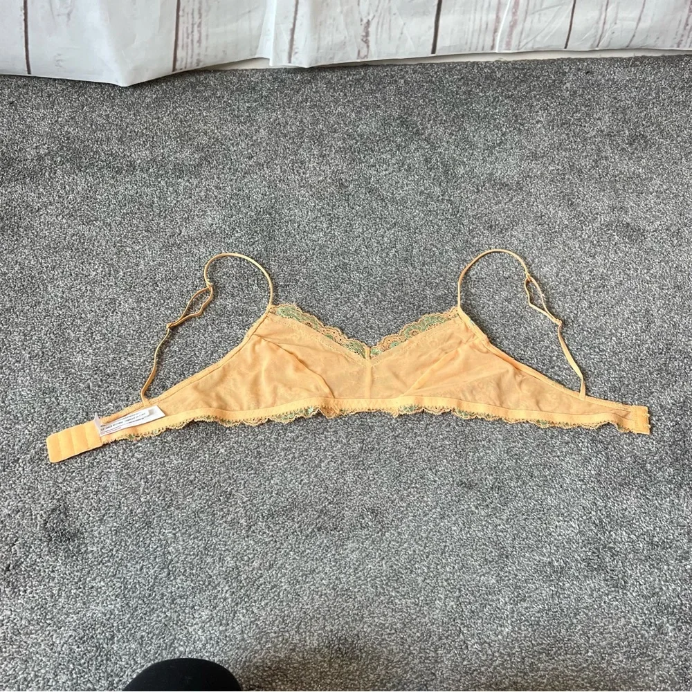 urban outfitters chloe orange lace bralette